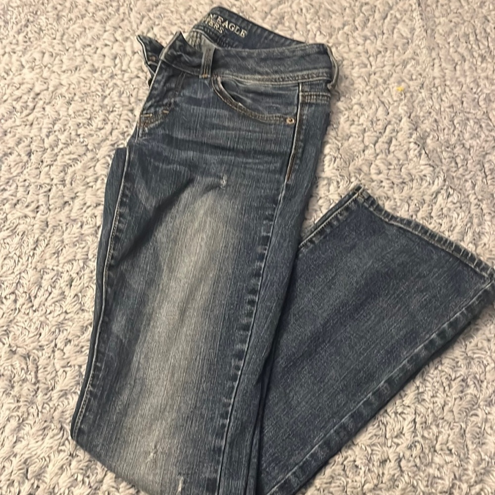 Women’s American Eagle outfitters jeans